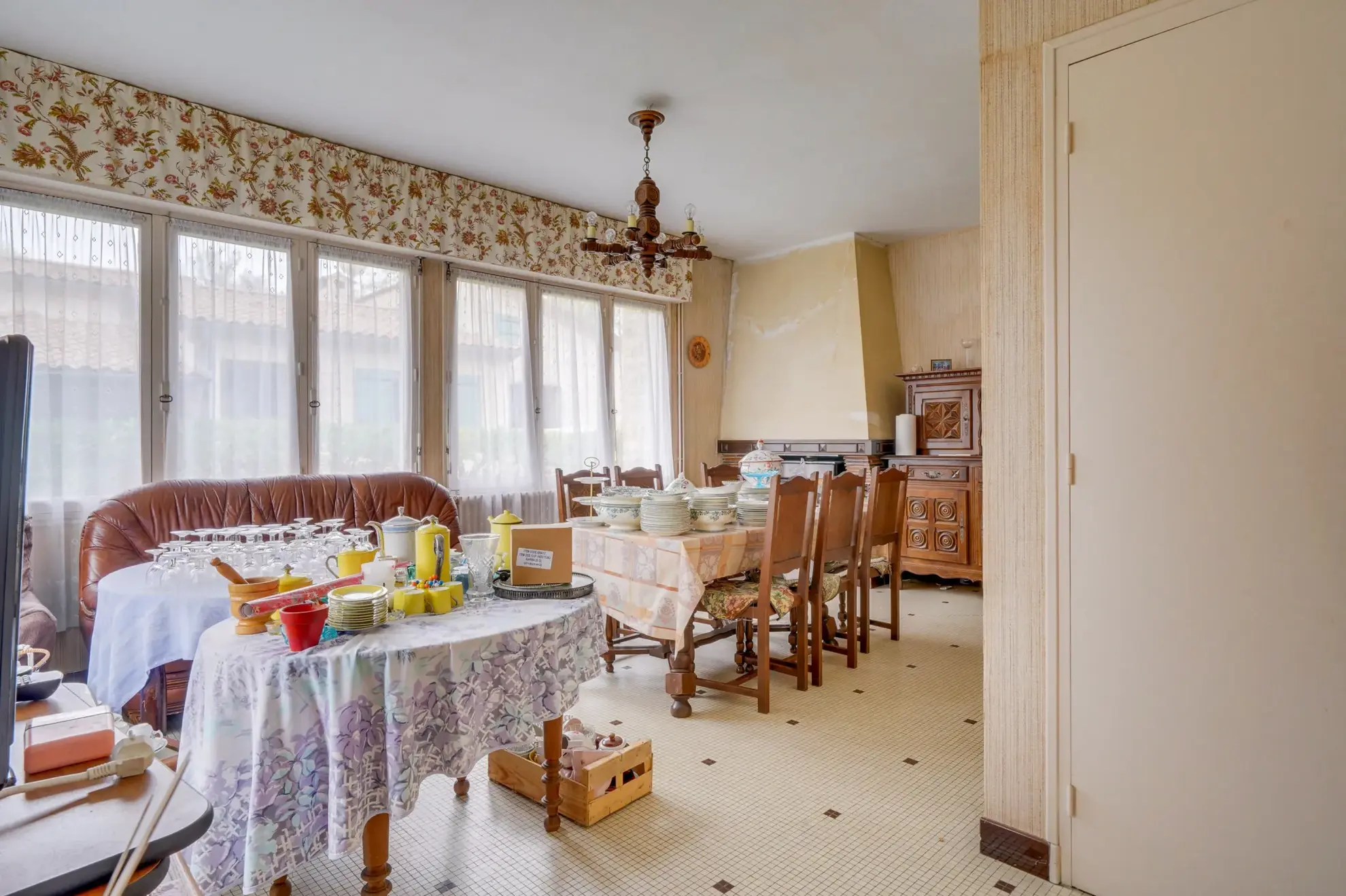 Maison à rénover de 74 m² avec terrasse et jardin à Audenge 