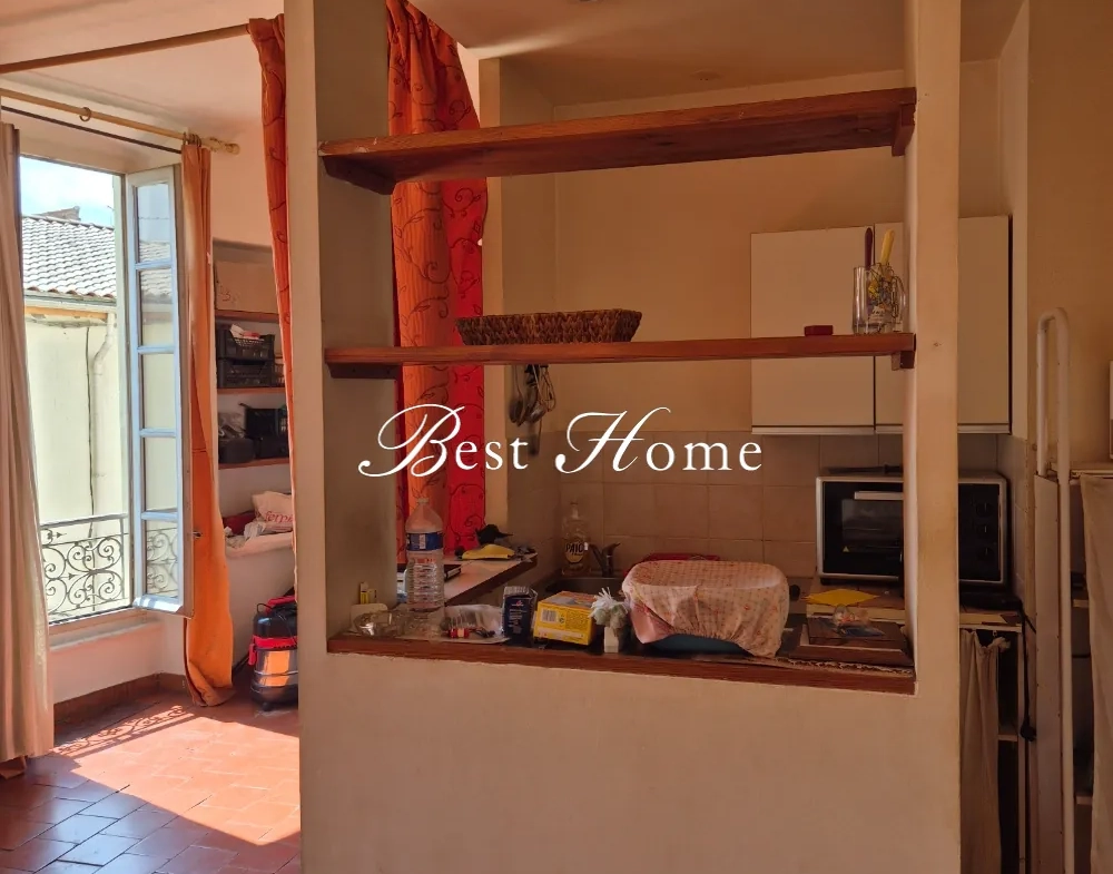 Appartement Type 3 à Nîmes, 52 m², proche du centre-ville et des Carmes 
