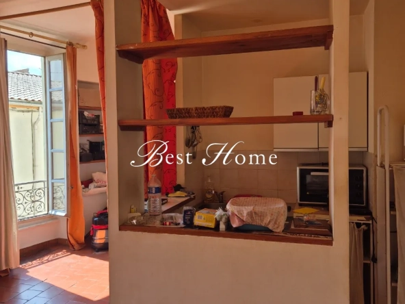 Appartement Type 3 à Nîmes, 52 m², proche du centre-ville et des Carmes 