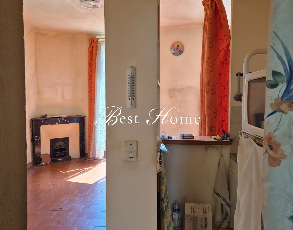 Appartement Type 3 à Nîmes, 52 m², proche du centre-ville et des Carmes 