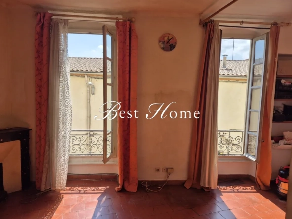 Appartement Type 3 à Nîmes, 52 m², proche du centre-ville et des Carmes 