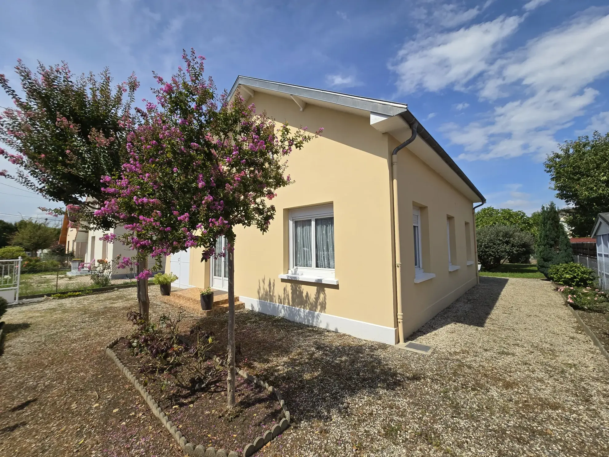 Maison de 120 m² avec 5 chambres à Tarbes – Quartier calme et proche commodités 