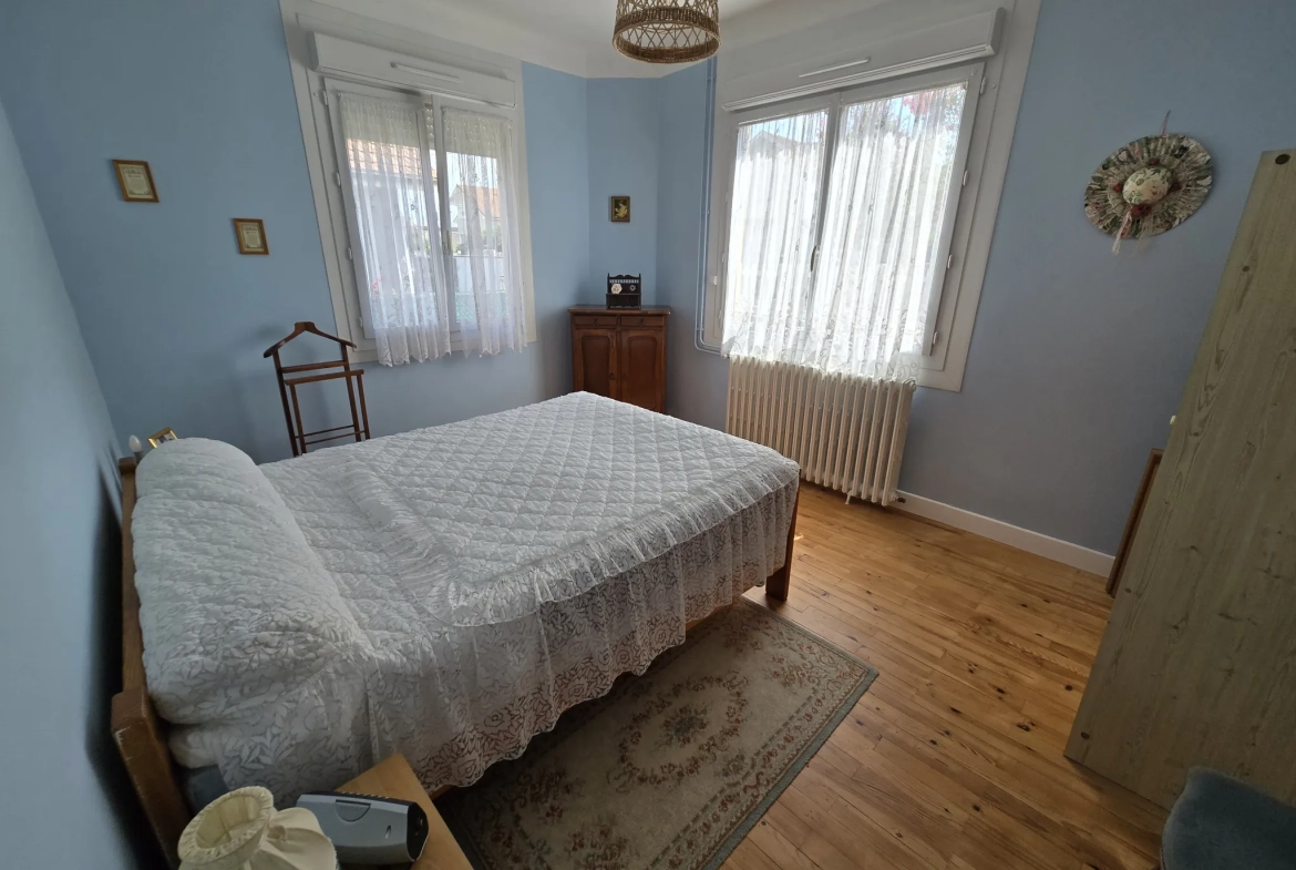 Maison de 120 m² avec 5 chambres à Tarbes – Quartier calme et proche commodités 