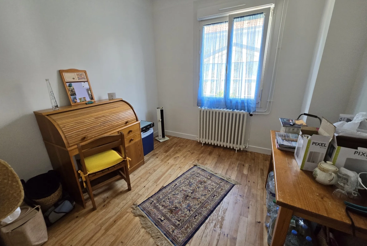 Maison de 120 m² avec 5 chambres à Tarbes – Quartier calme et proche commodités 