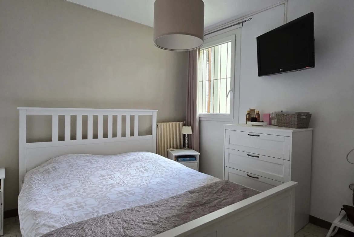 Appartement 4 pièces avec 3 chambres, balcon et cave à Marseille Saint-Jérôme 
