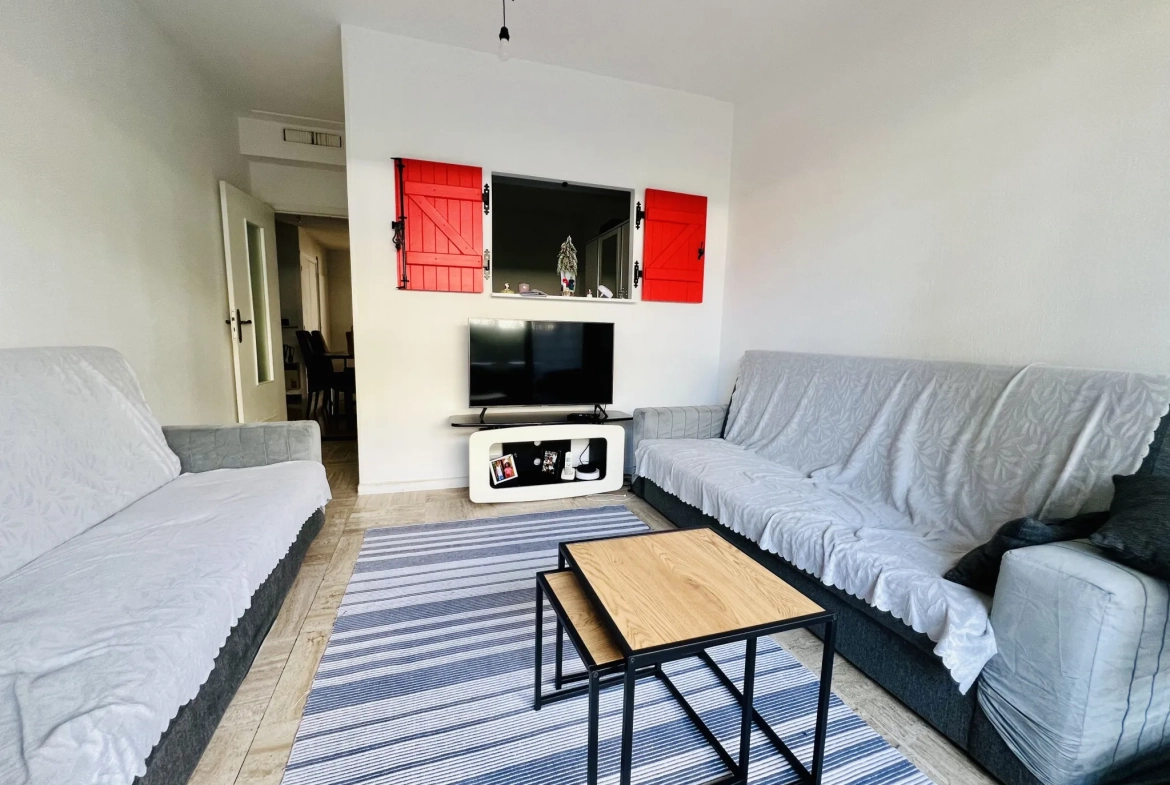 Appartement T2/3 de 65m² avec terrasse à Nice Baumettes - Vue dégagée 
