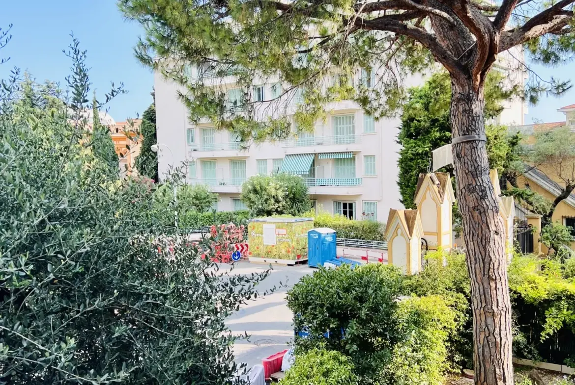 Appartement T2/3 de 65m² avec terrasse à Nice Baumettes - Vue dégagée 