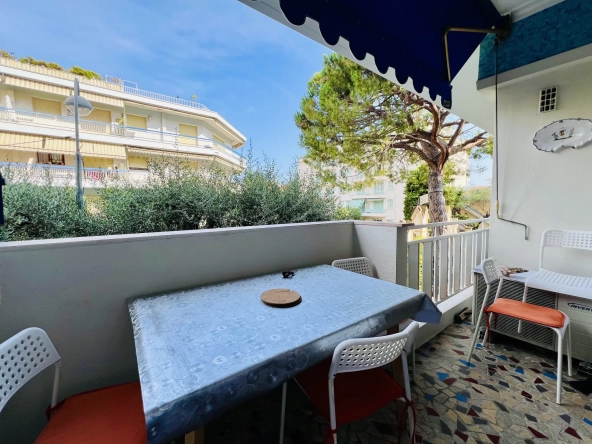 Appartement T2/3 de 65m² avec terrasse à Nice Baumettes - Vue dégagée