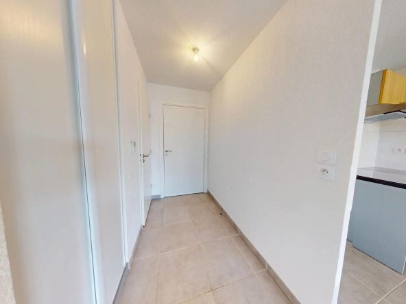 Appartement T3 lumineux avec terrasse et parking à Tournefeuille 