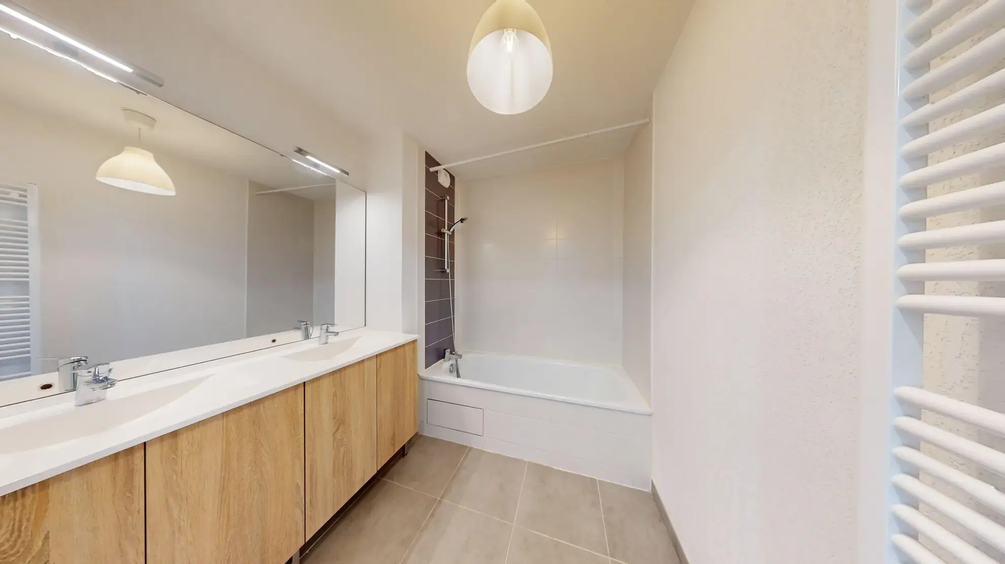 Appartement T3 lumineux avec terrasse et parking à Tournefeuille 