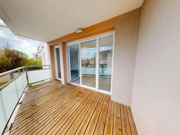 Appartement T3 lumineux avec terrasse et parking à Tournefeuille