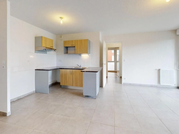 Appartement T3 lumineux avec terrasse et parking à Tournefeuille 