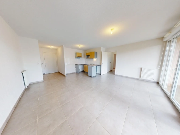 Appartement T3 lumineux avec terrasse et parking à Tournefeuille 