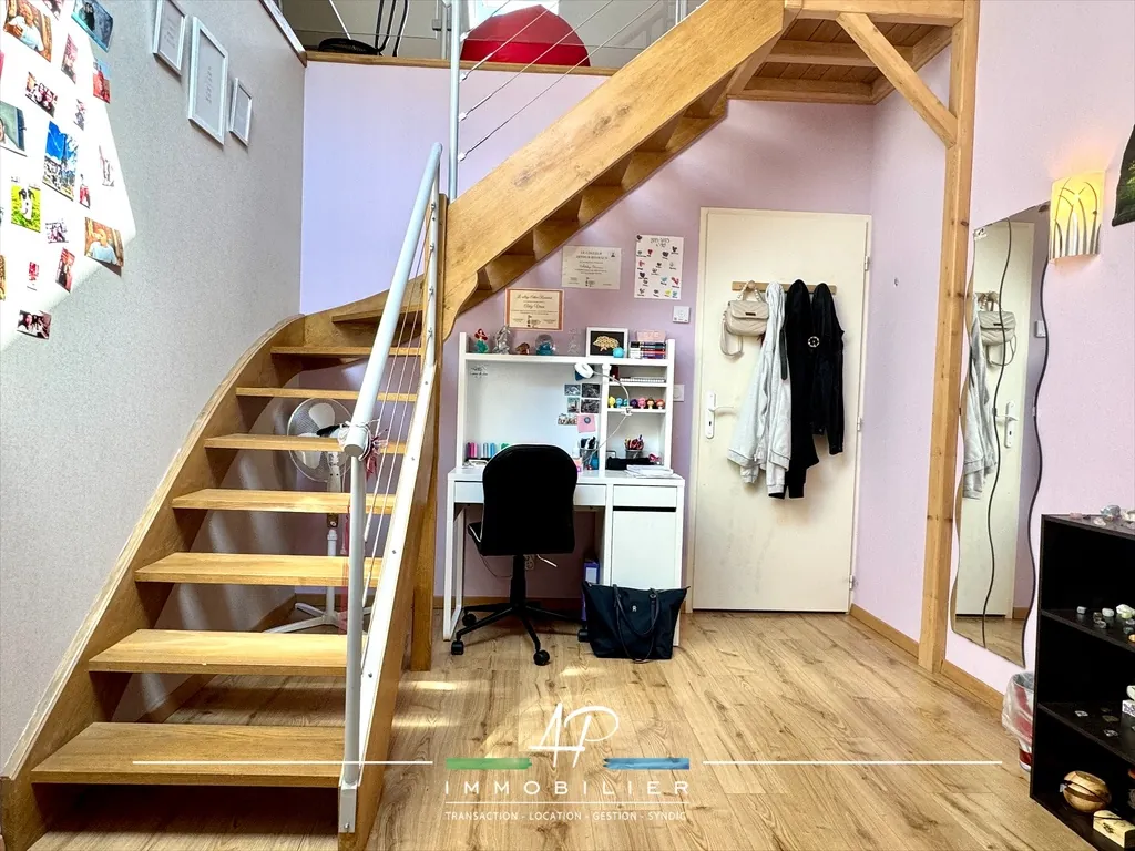 Charmante maison 4 chambres avec piscine à Jancigny – 173 m² 