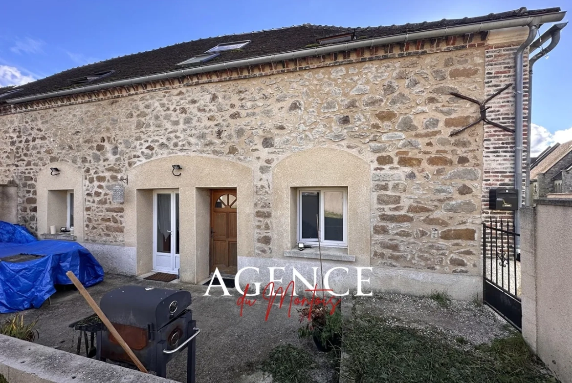 Maison villageoise rénovée avec jardin à Sergines, 4 chambres, chauffage électrique 