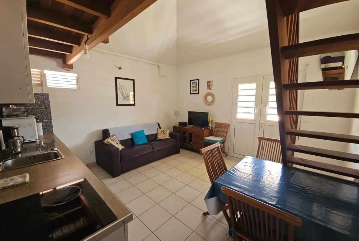 Appartement T2 bis en duplex à vendre à Les Trois-Ilets, secteur sud balnéaire 