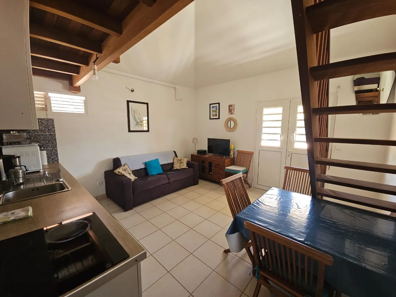 Appartement T2 bis en duplex à vendre à Les Trois-Ilets, secteur sud balnéaire 