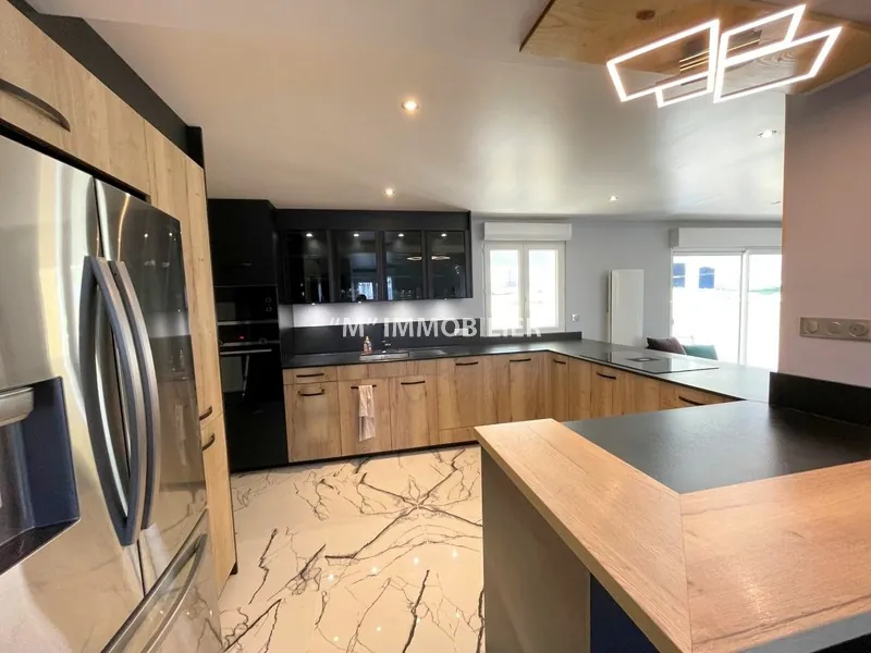 Maison familiale de 115 m² avec jardin et garage à Nogent l'Artaud, proximité Paris 