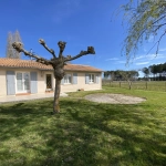 Maison de plain-pied à 3 km de Bazas, 82m², terrain de 8623m² avec dépendance