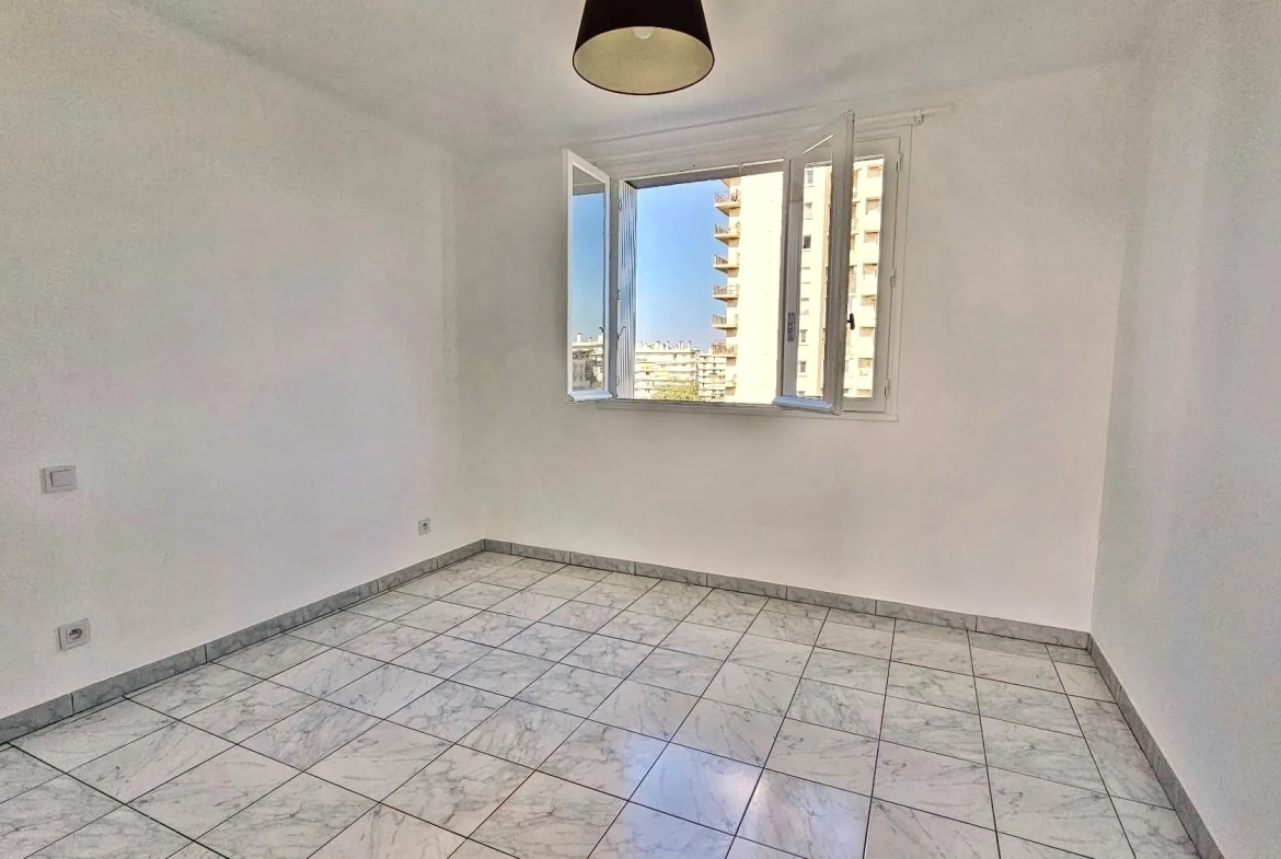 Appartement T4 lumineux de 66 m² avec balcon à Montpellier Sud 