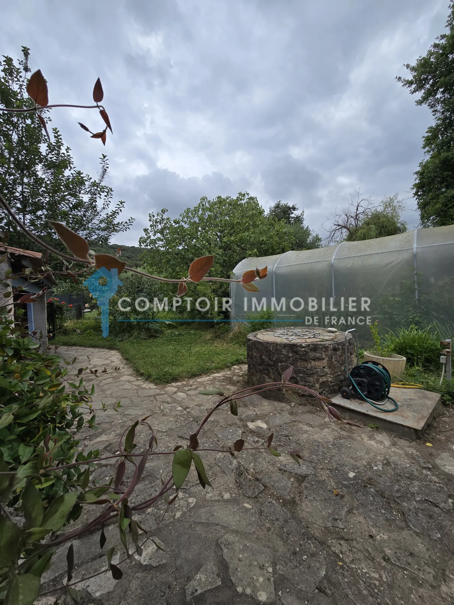 Superbe villa T5 de 82 m² à Cendras avec jardin et dépendance 