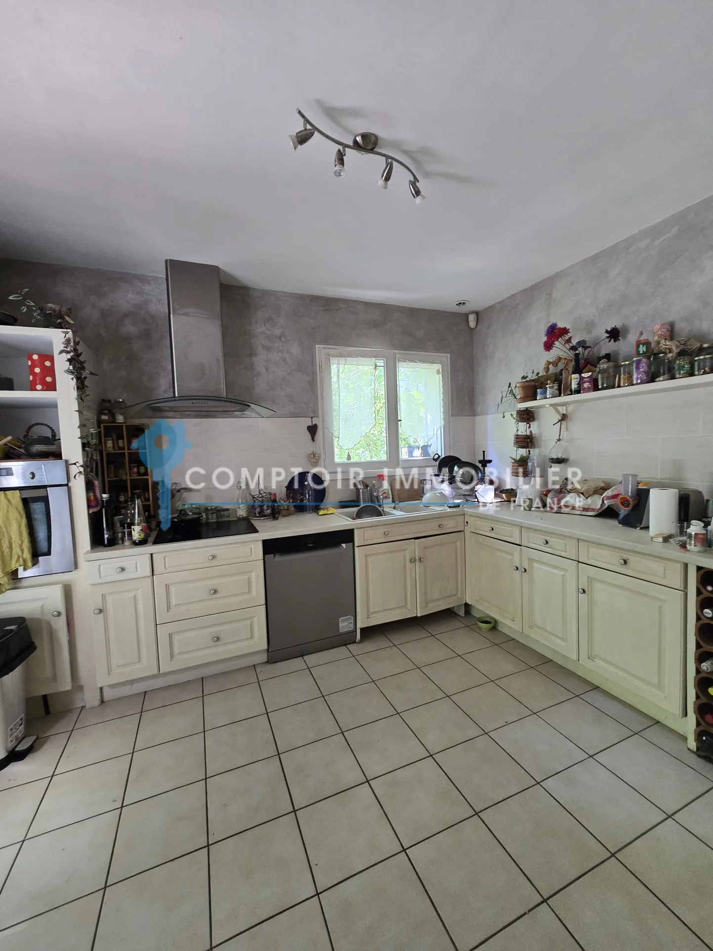 Superbe villa T5 de 82 m² à Cendras avec jardin et dépendance 