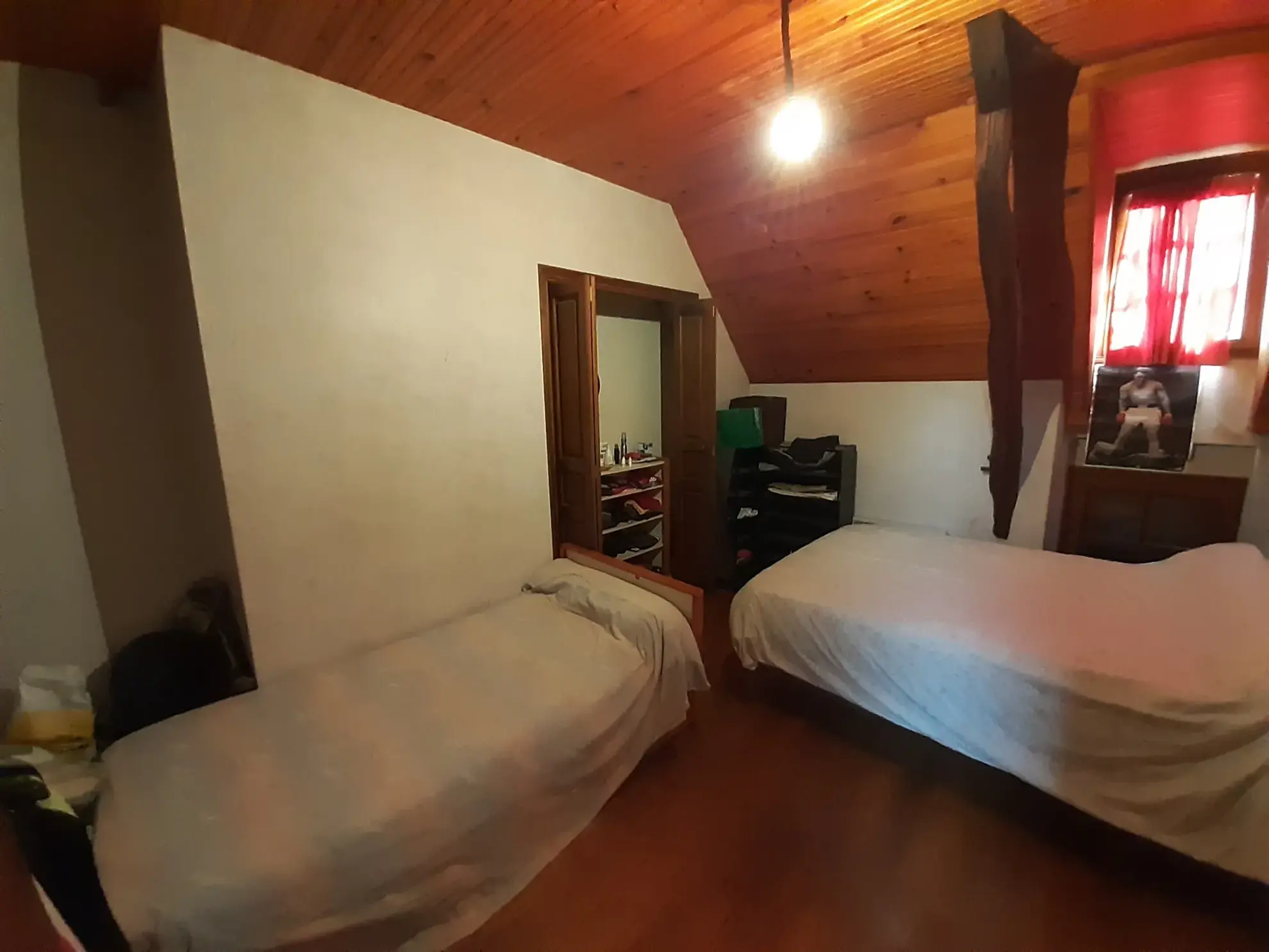 Maison de 160 m² à Juillan à vendre avec 3 chambres et terrain de 270 m² 