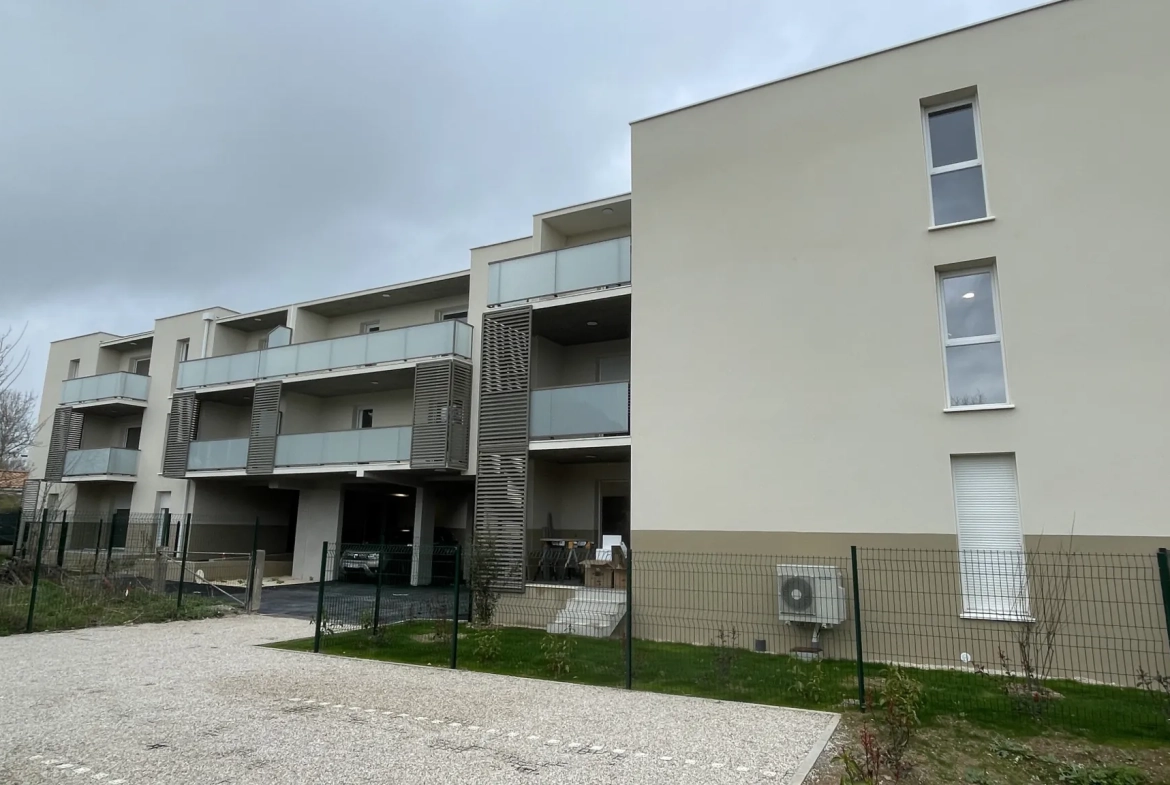 Superbe appartement T3 à Vias-Plage avec terrasse et parking privé 