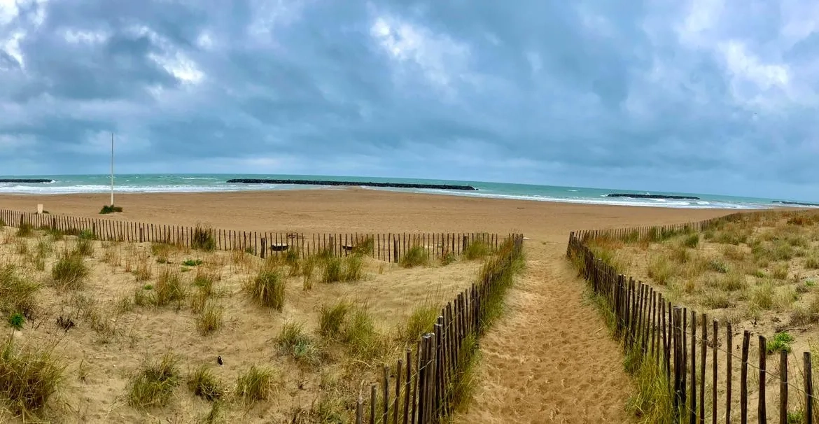 Superbe appartement T3 à Vias-Plage avec terrasse et parking privé 