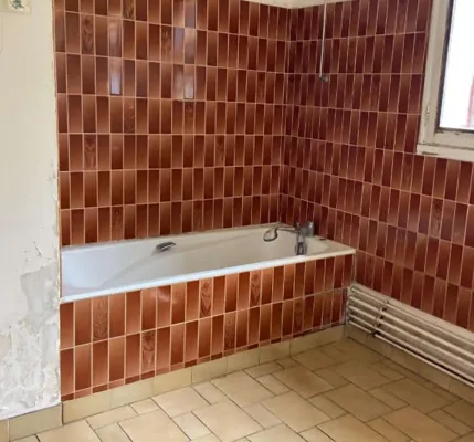 Achat villa 3 chambres à Treigny-Perreuse-Sainte-Colombe - Opportunité à 44 000 € 