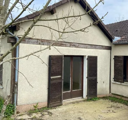 Achat villa 3 chambres à Treigny-Perreuse-Sainte-Colombe - Opportunité à 44 000 € 