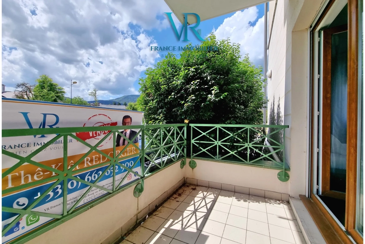 Appartement T2 meublé avec parking à Divonne-les-Bains – Investissement sécurisé en résidence 4 étoiles 