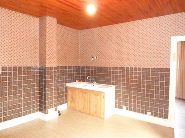 Grande maison de village à vendre à Châtillon-en-Bazois (58) avec potentiel locatif 
