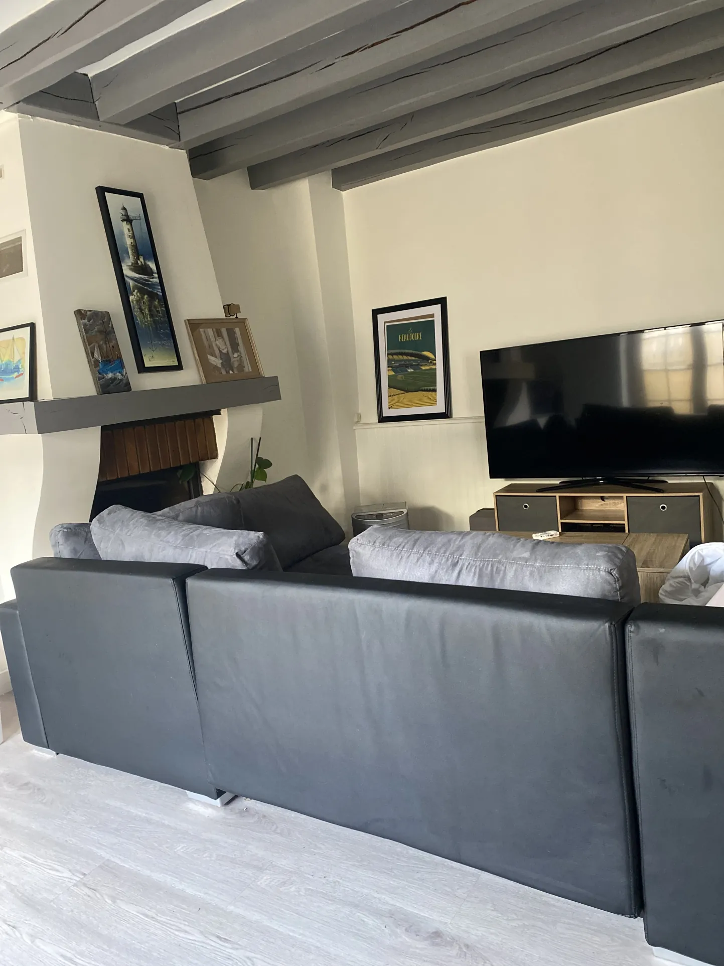 Maison 4 chambres à vendre dans le centre du Mans avec cour et cave 