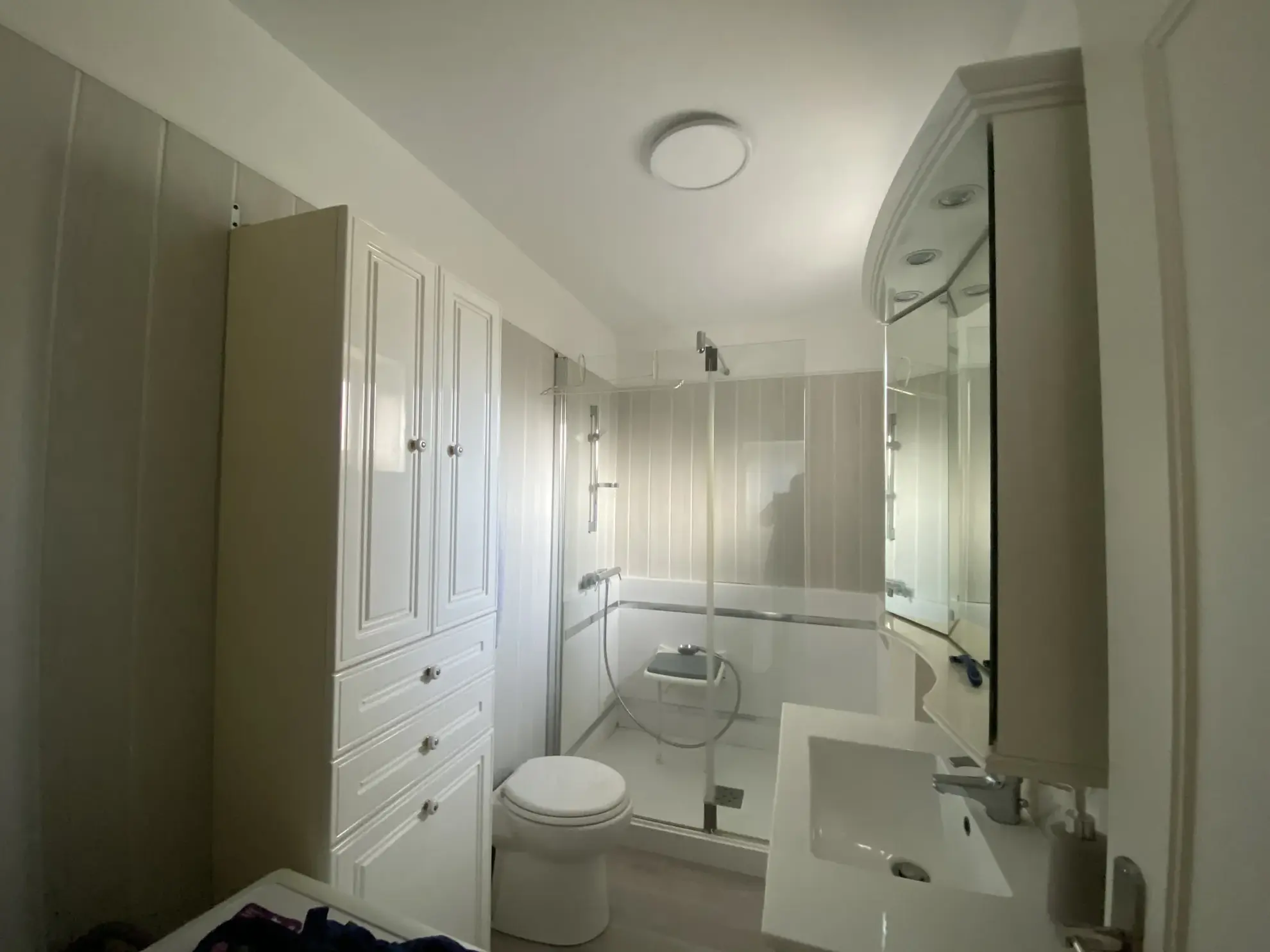 Maison 4 chambres à vendre dans le centre du Mans avec cour et cave 