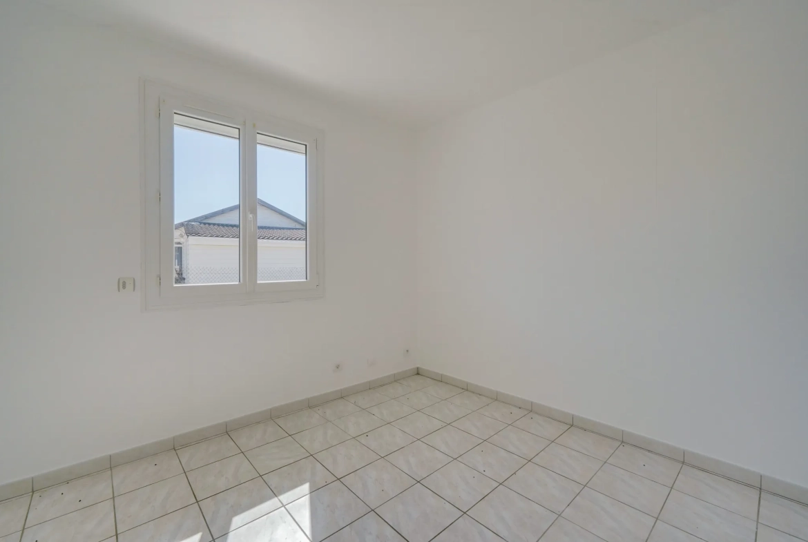 Maison 4 pièces de 90m² avec atelier et jardin à Gauriaguet 