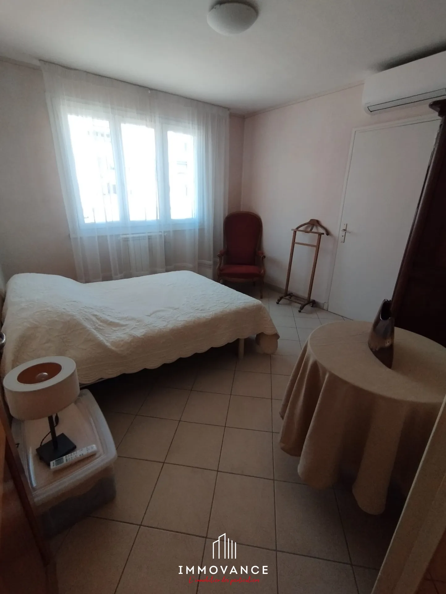 Appartement T4 de 82 m² avec balcon, parking et garage au centre de Castelnau-le-Lez 
