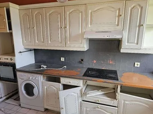 Appartement T3 à vendre à Poissy pour 35 000 € – Superficie 66 m² 