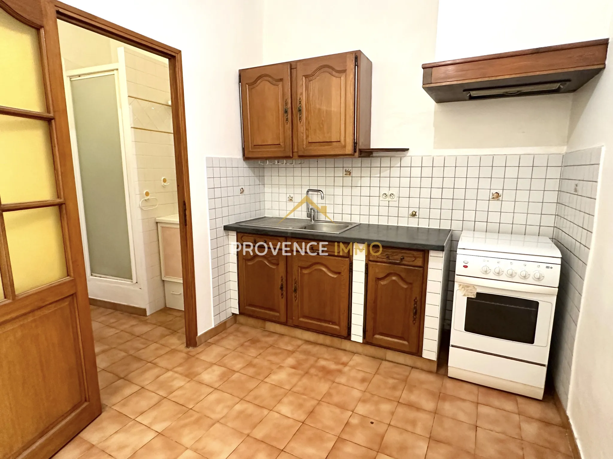 Appartement T2 à Vendre au Cœur d'Aix-en-Provence avec Terrasse 