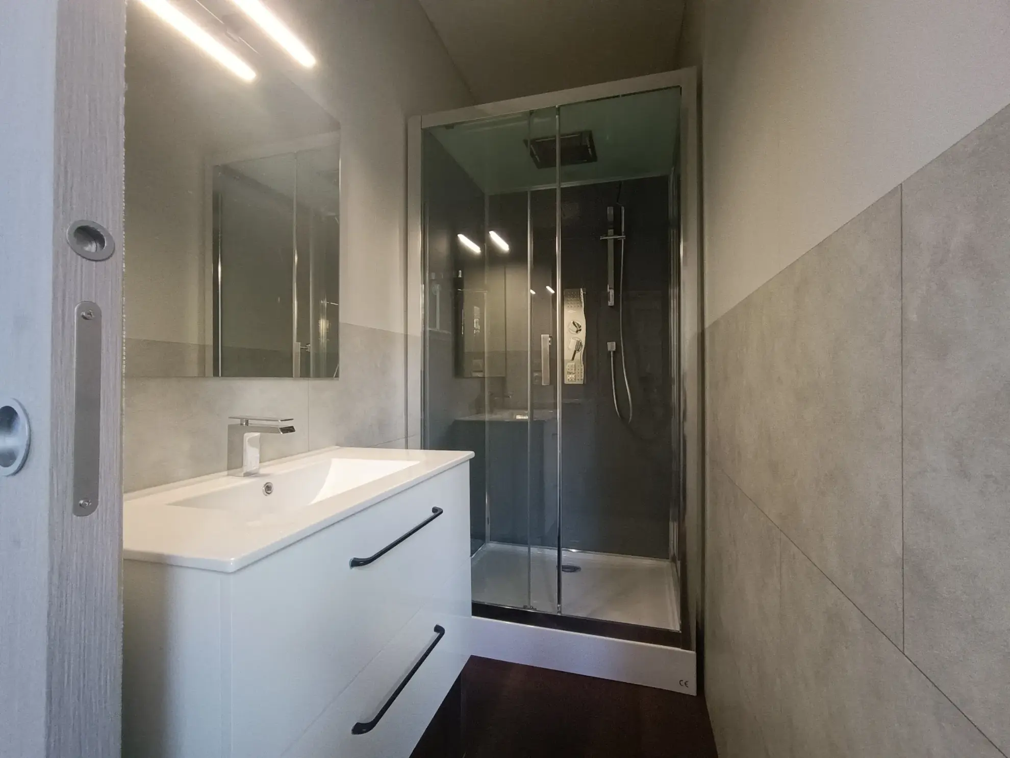 Maison de ville à Chef-Boutonne avec garage, 4 chambres et chauffage pompe à chaleur 