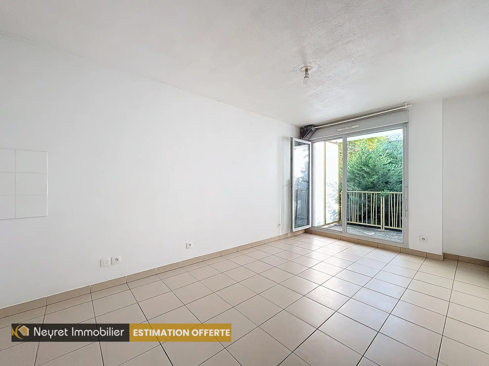Appartement T3 de 50 m² avec balcon et garage à Lyon 