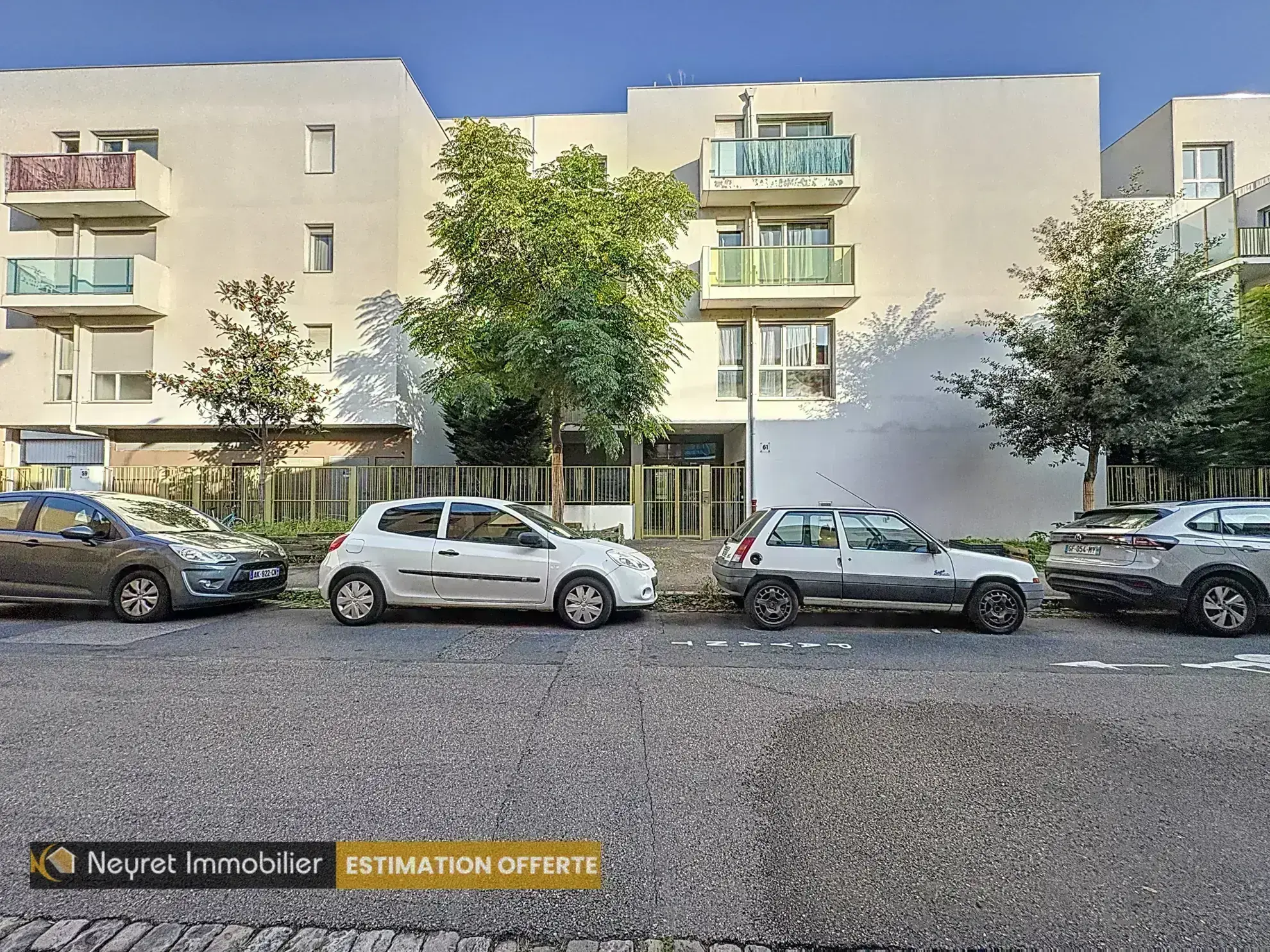 Appartement T3 de 50 m² avec balcon et garage à Lyon 