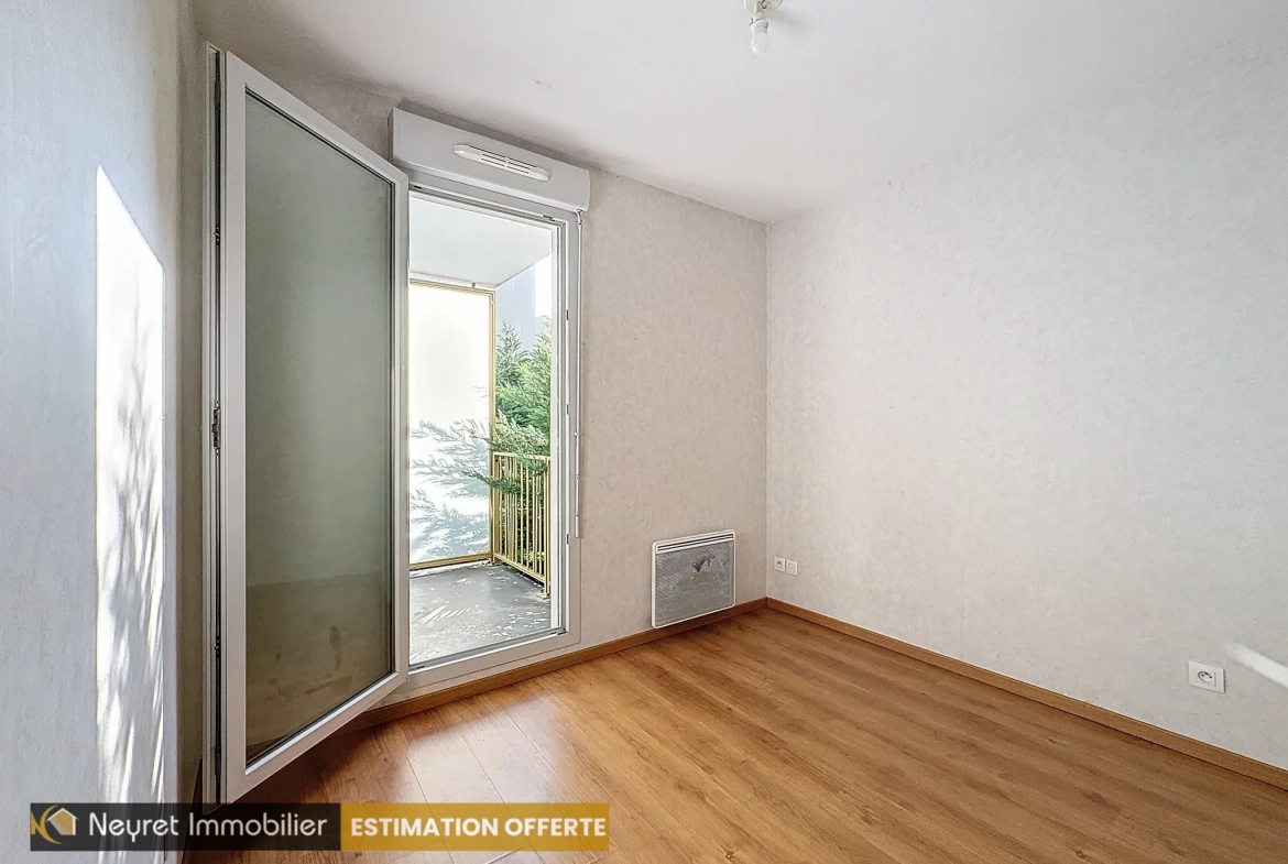 Appartement T3 de 50 m² avec balcon et garage à Lyon 