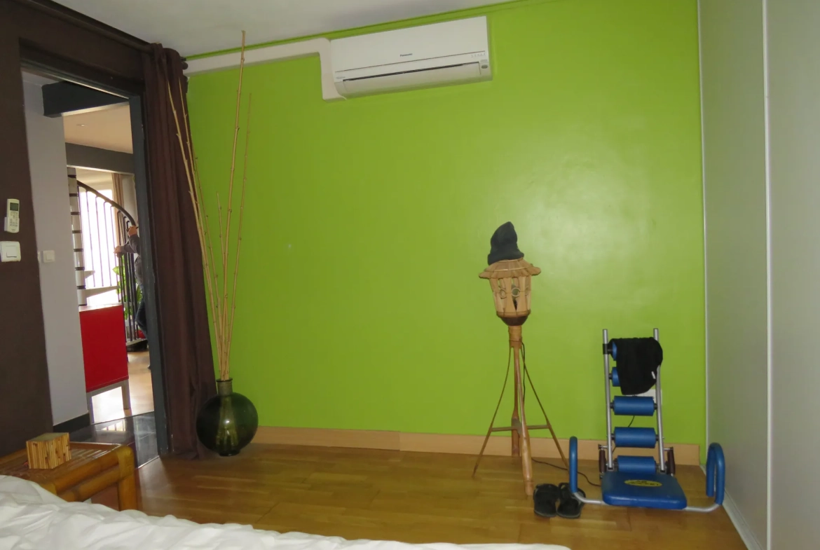 Spacieux appartement duplex de 77 m² à Perpignan avec terrasse et garage 