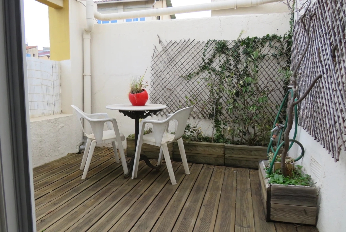 Spacieux appartement duplex de 77 m² à Perpignan avec terrasse et garage 