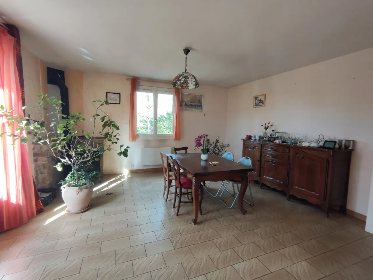 Belle maison de campagne de 105 m² avec terrain boisé près de Tulle 