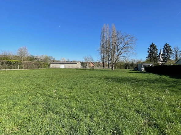 Terrain constructible de 12,08 ares à Hirtzbach hors lotissement
