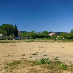 Très beau terrain constructible de 415 m² dans les Corbières Maritimes proche mer