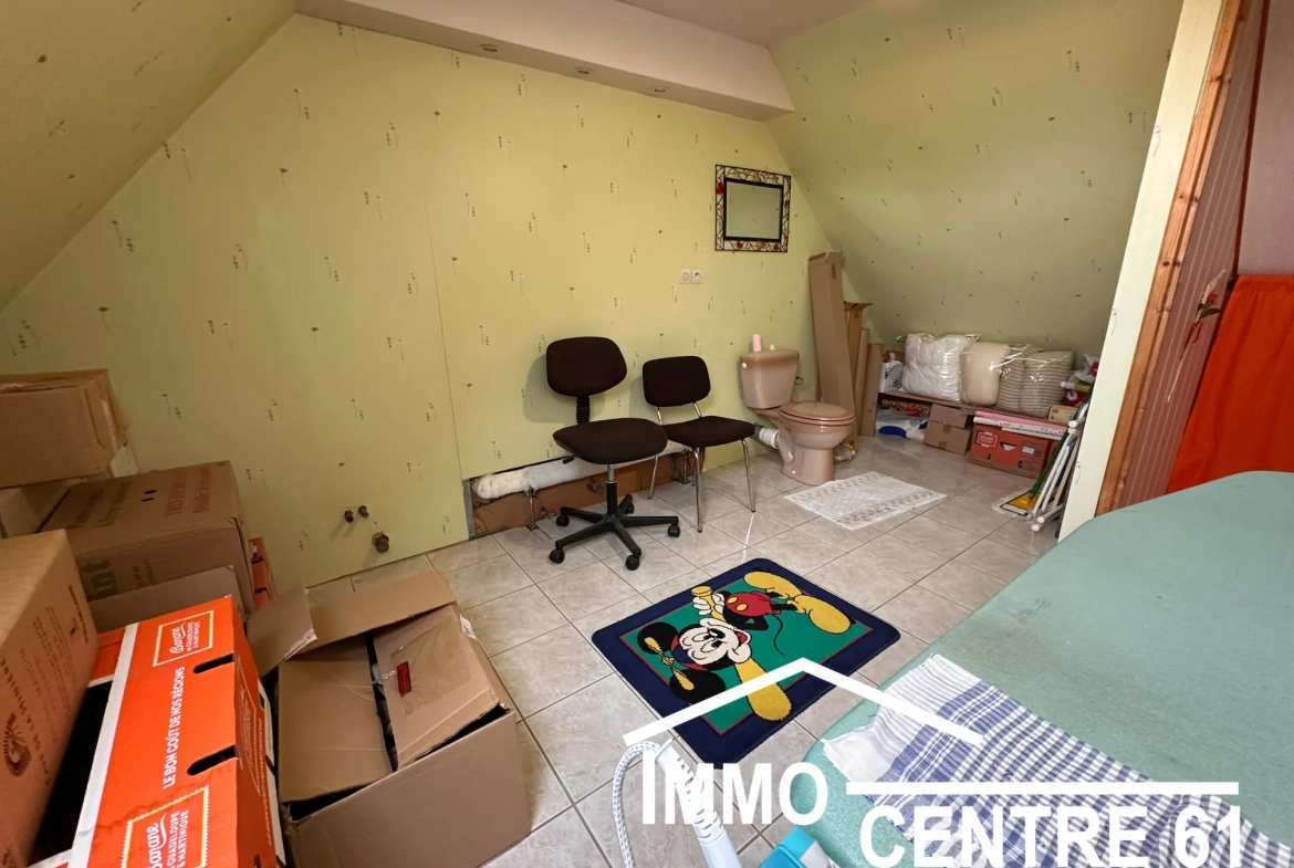 Belle maison en pierre avec dépendances sur 4178m² proche La Ferté Macé et Flers 