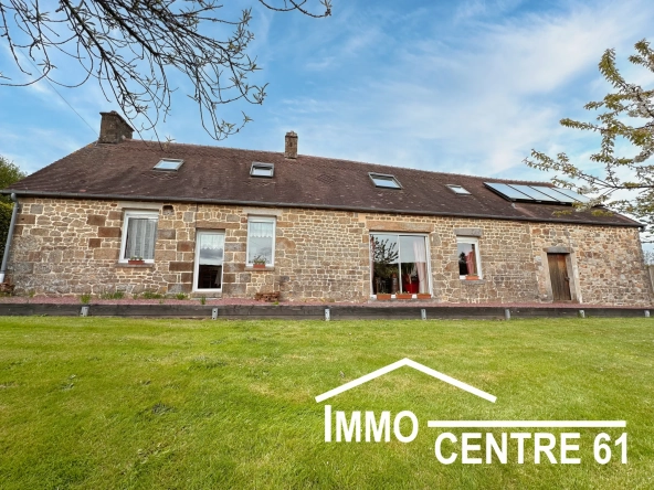 Belle maison en pierre avec dépendances sur 4178m² proche La Ferté Macé et Flers